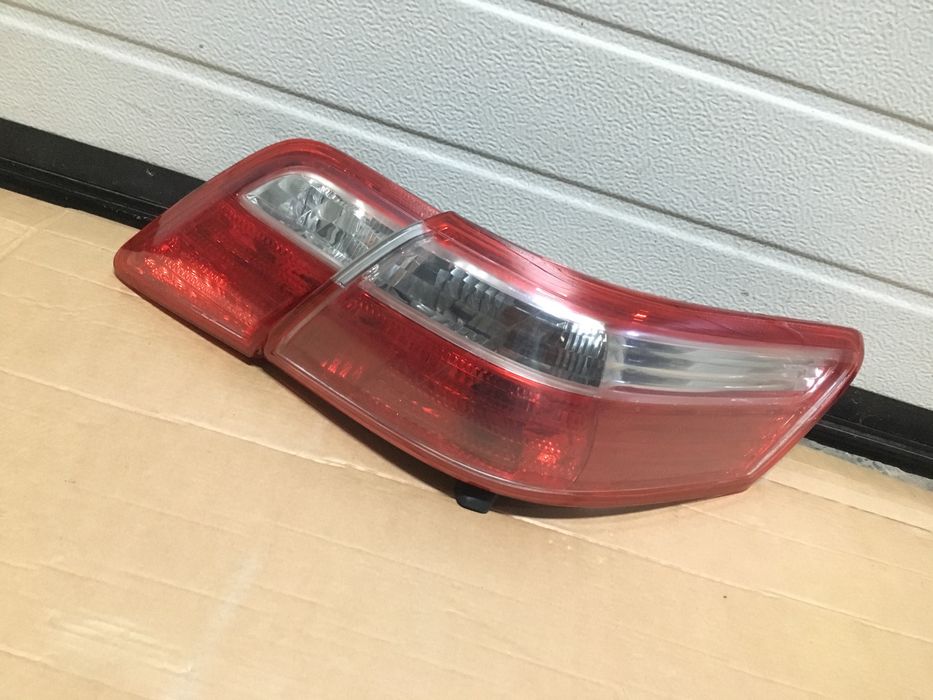 Stopuri/Triple Dreapta Toyota Camry XV40. 2007-2011. Volan stinga.