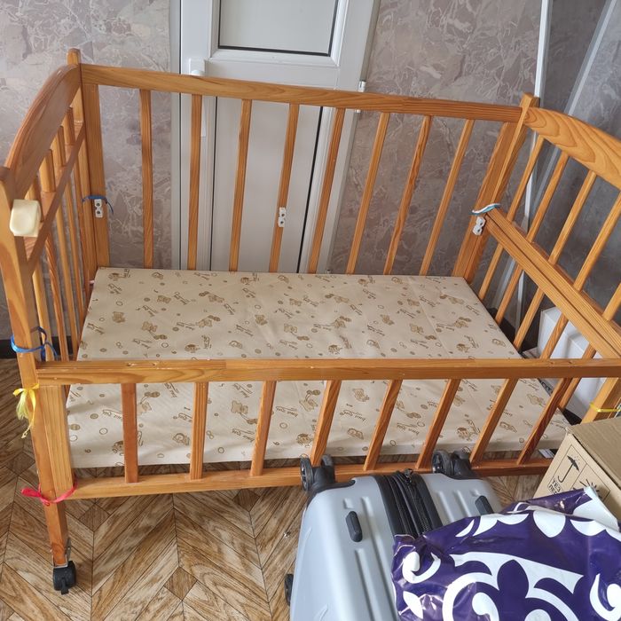 Срочно продам манеж