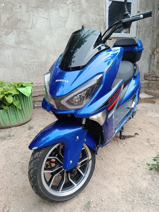 В продаже скутер WANGYA 150 куб. На КZ учёте...