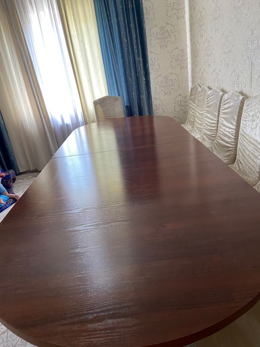 Срочно продам стол