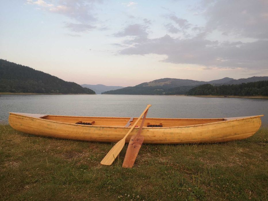 vand canoe lemn handmade