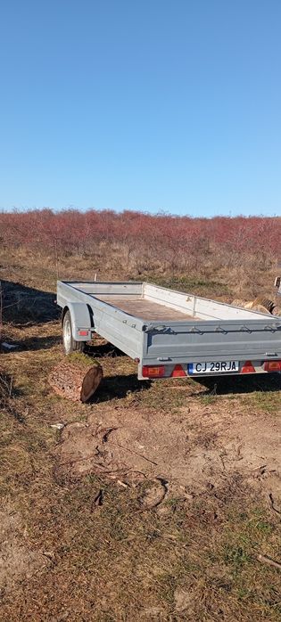Vând remorca 1200kg cu sistem de frânare
