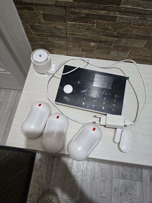 Сигнализация для дома tuya.