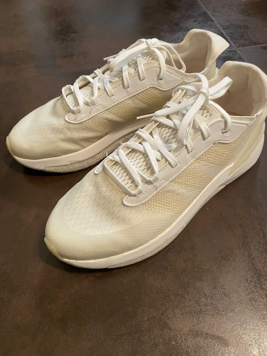 Adidas Boots pentru barbati din panza, culoare alba