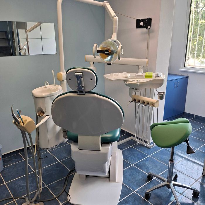 Стоматологичен кабинет с едно работно място