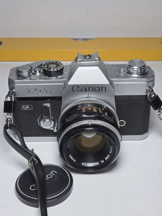 Canon AE-1 program (foto vintage)