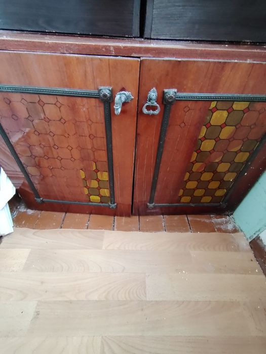 Продам тумбочку продам тумбочку