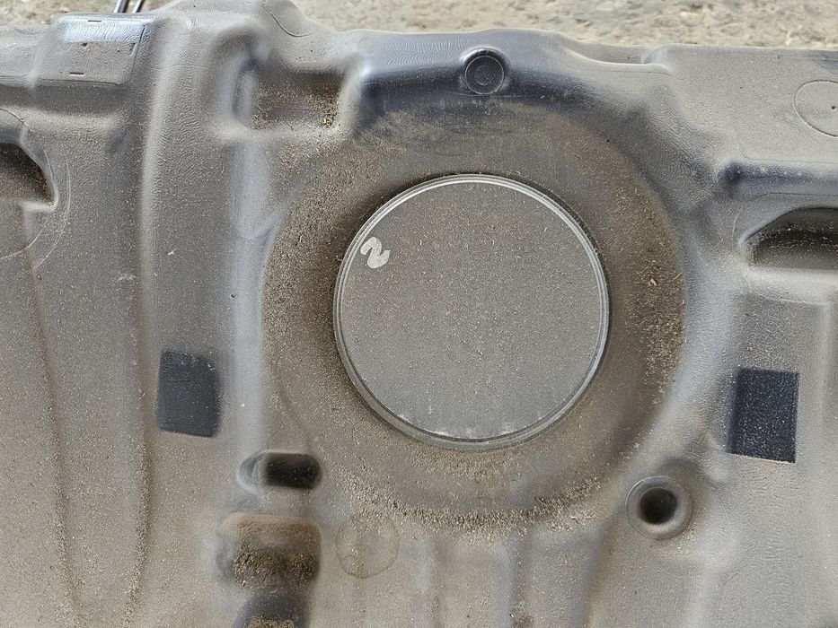 Резервоар за бмв ф20 ф30 ф31 ф32 ф36 ф80 ф82 бензинов