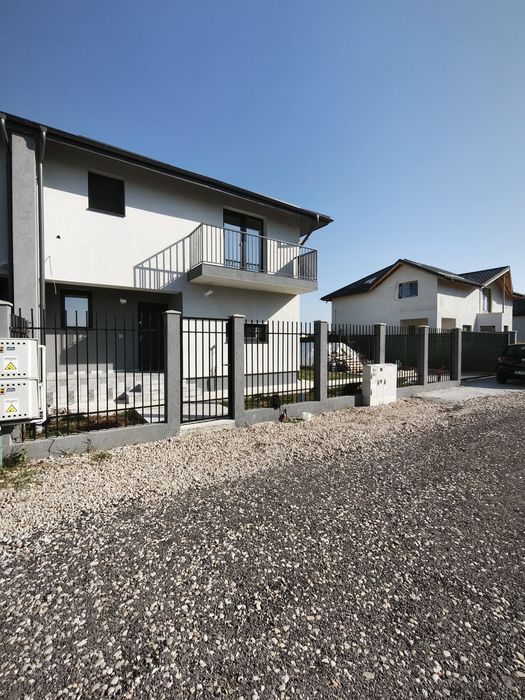 Casă în Măgurele eficienta energetic, 3 dormitoare, 3 bai, bucătărie închisă