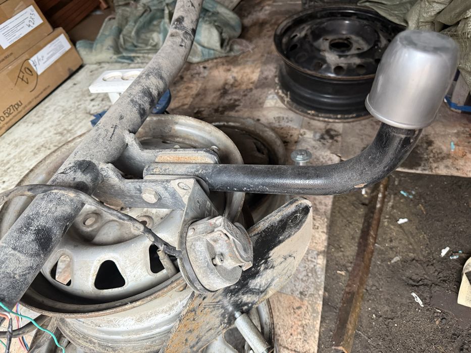 Фаркоп на ниссан альмера