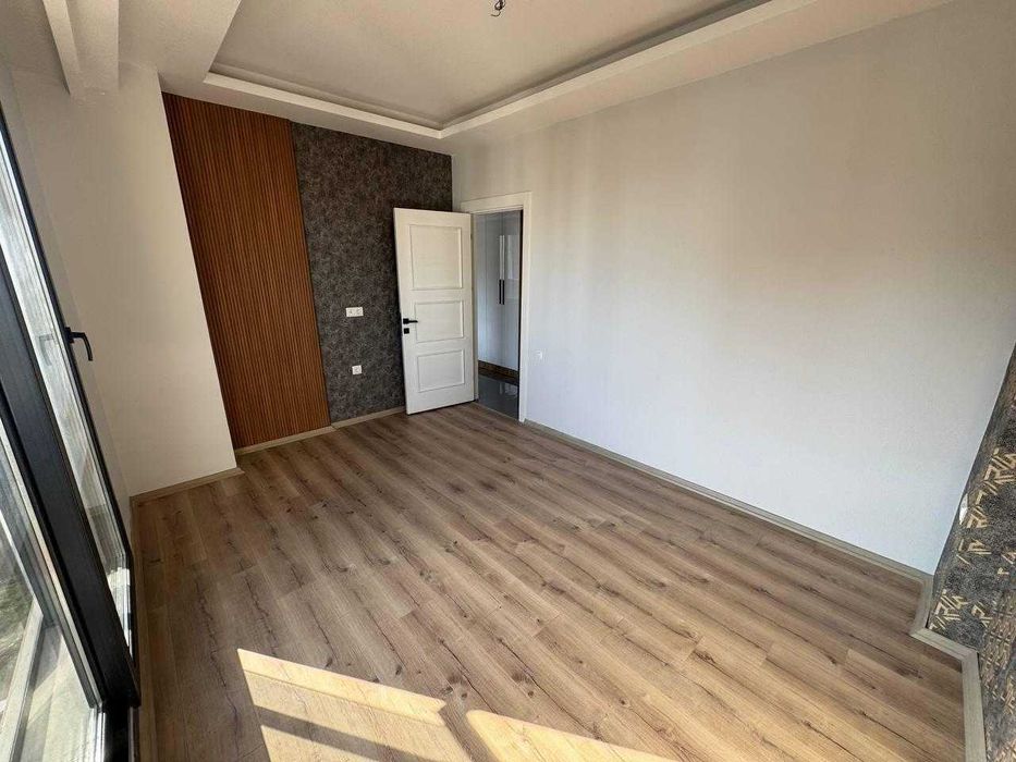 • Готов за нанасяне апартамент 1+1 • Паркинг • Басейн • Мерсин, Турция