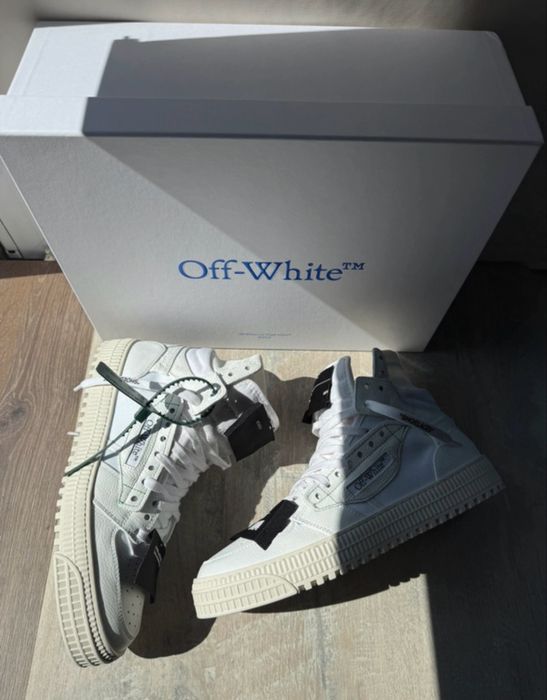 Off White Court 3.0