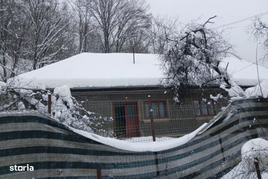 Casa si teren-comuna Luncoiu de Jos, judetul Hunedoara