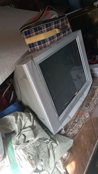 Продам телевизор в хорошем состоянии