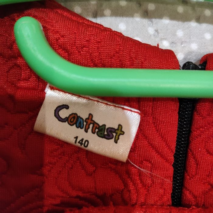 Две еднакви роклички