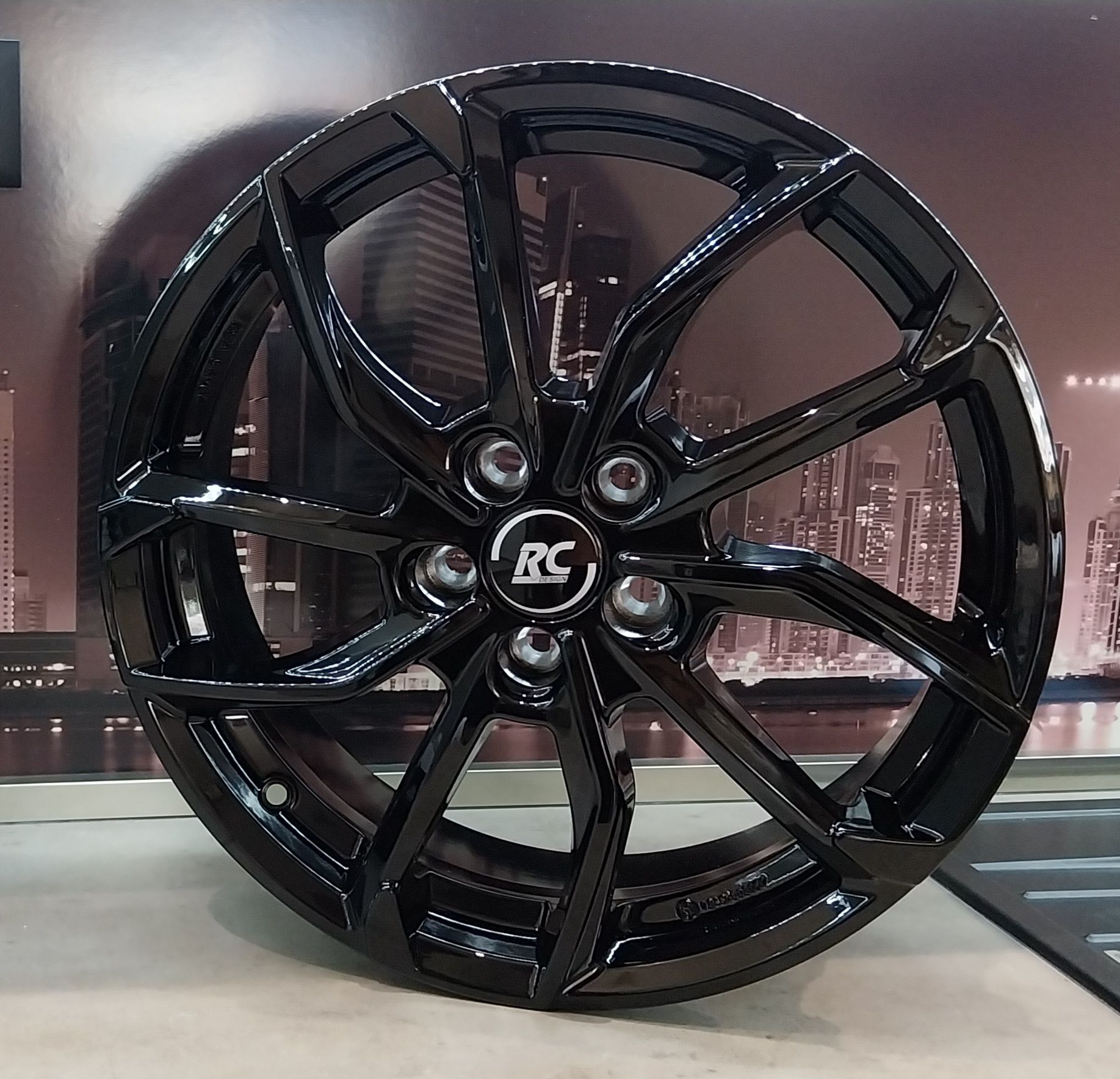 Лети Джанти 17" и 18" RS design за Тойота Ярис и други гр. Благоевград ...