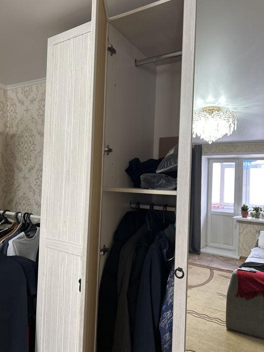 Продам большой шифоньер
