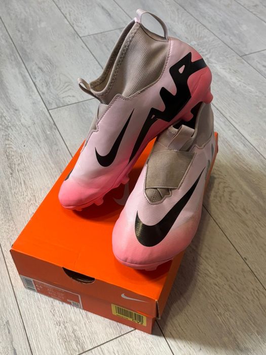 Ghete fotbal Nike mercurial 37