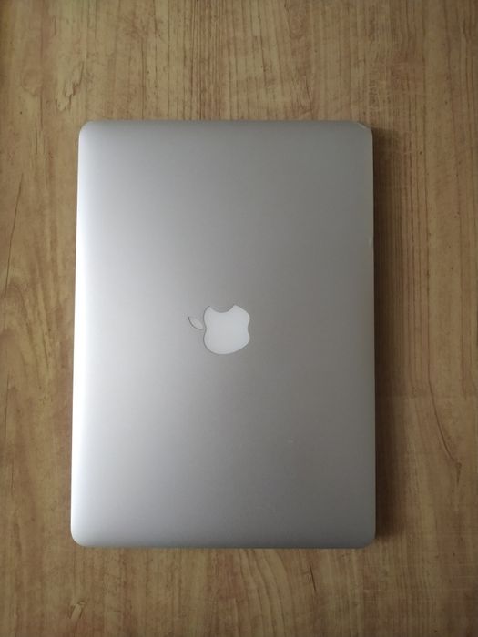 Ноутбук Macbook air Core i7, SSD