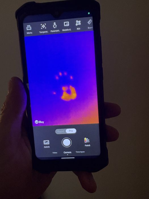 Telefon ihunt cyber falcon cu camere night vision si thermo visiune