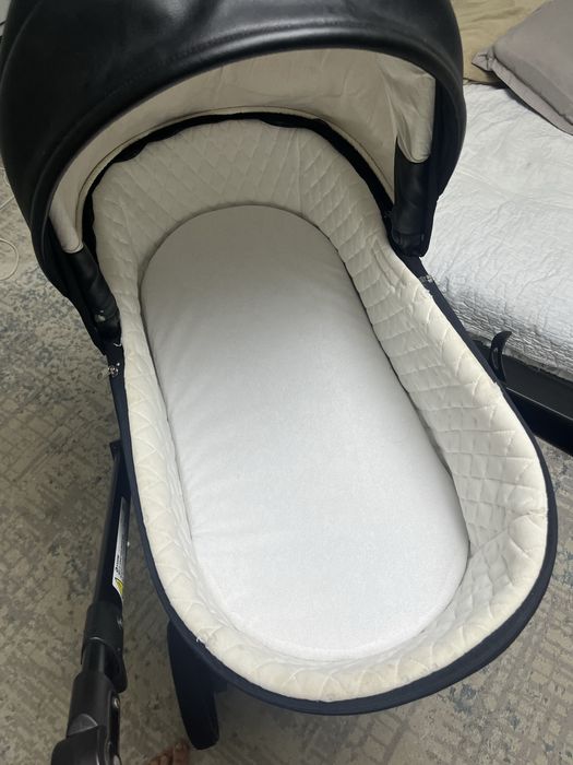 Продам коляску Anex