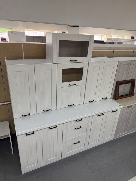 Кухонный гарнитур новый