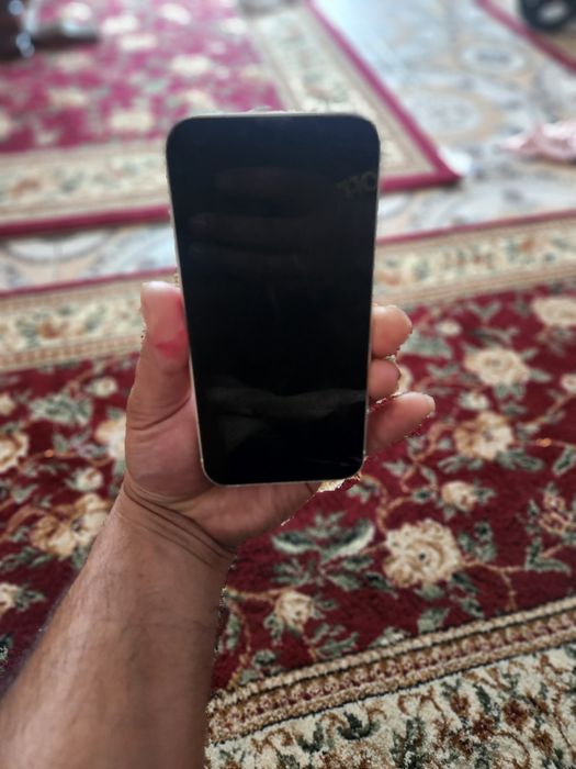 Vand urgent iphone 13