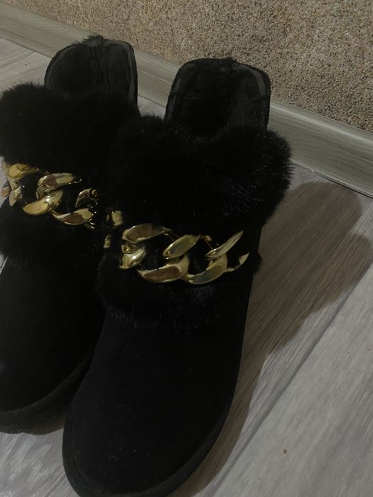 Женская обувь