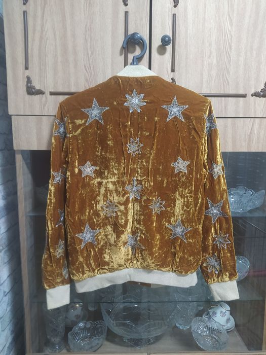 Курточка на девочку