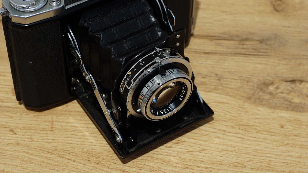 Aparat foto pe film Carl Zeiss Ikon 75mm F/3.5 - format mediu