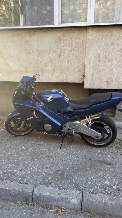 Honda CBR F2 600