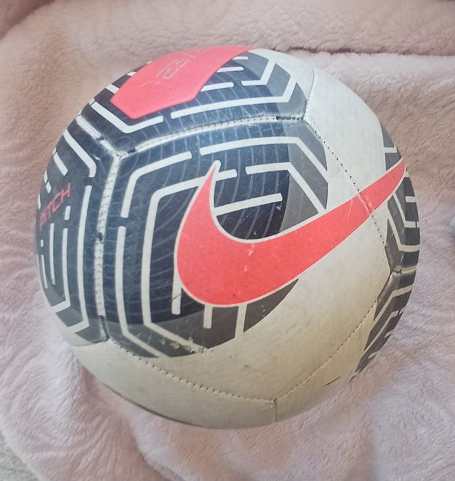 Футболна топка Nike