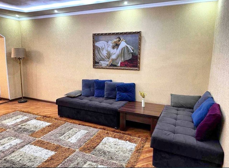 Миробод туманида Тошкент метроси якинида, тўлиқ мебелли 2 хонали