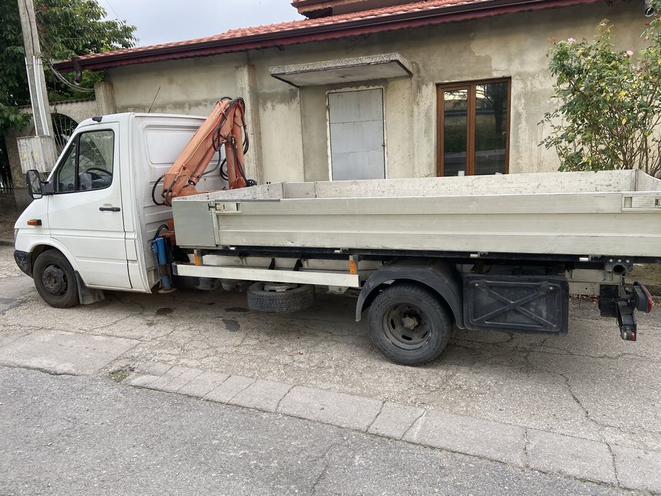 Транспортни услуги:САМОСВАЛ С КРАН