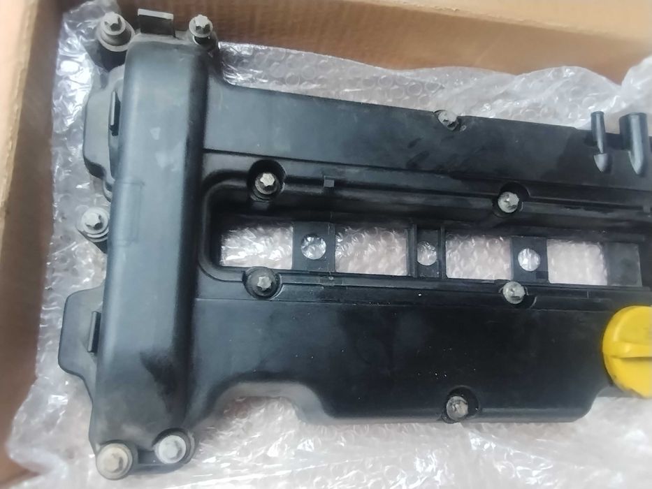 Капак на двигателя за опел