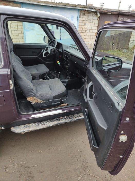 Нива Рысь 212140