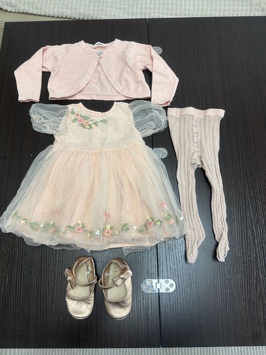 Бебешки лот 6-9м за момиче