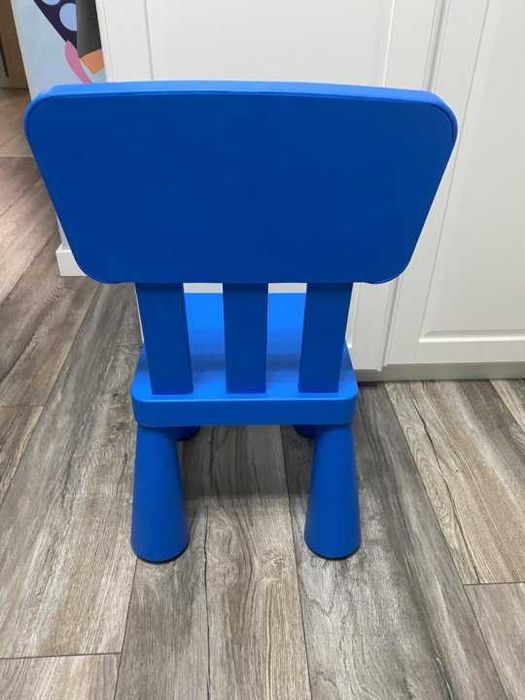 Продам детские стульчики IKEA