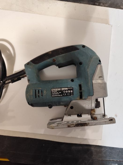 Коледна цена прободен трион зеге Erbauer