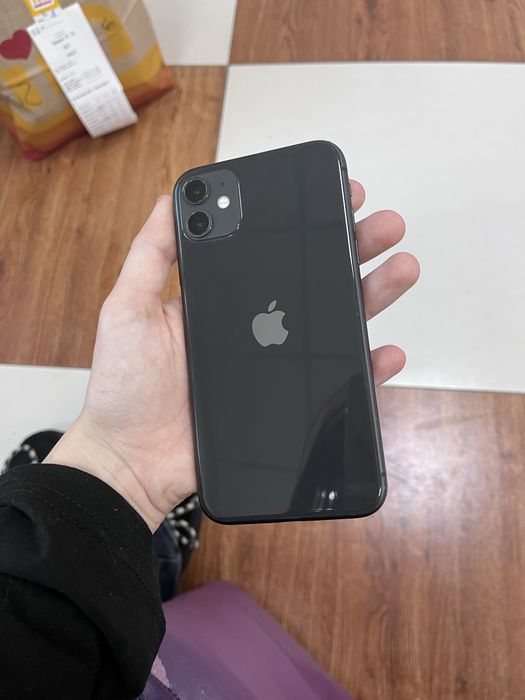 продам Iphone 11