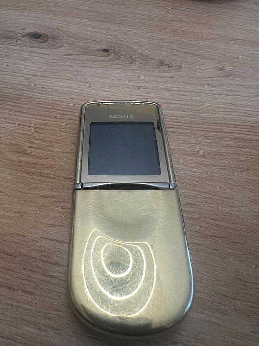 Телефон Nokia 8800