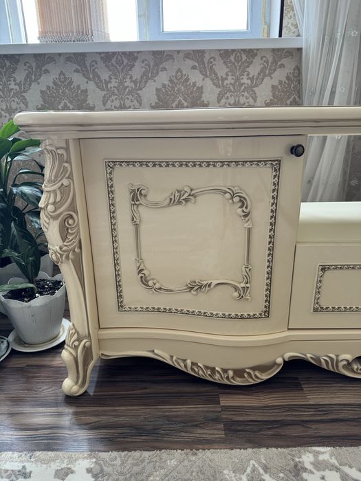 Тв подставка.