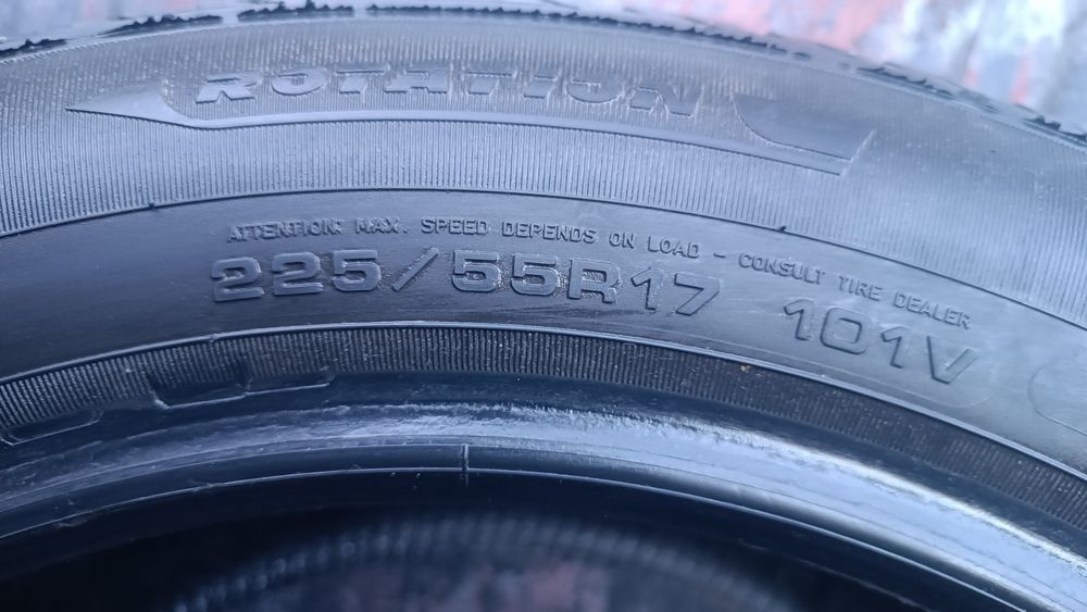225/55/17 Fulda .
