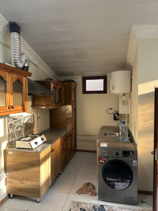 Arenda hovli Bulvar tomonida