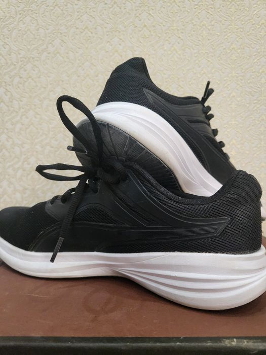 Продам кроссовки пума