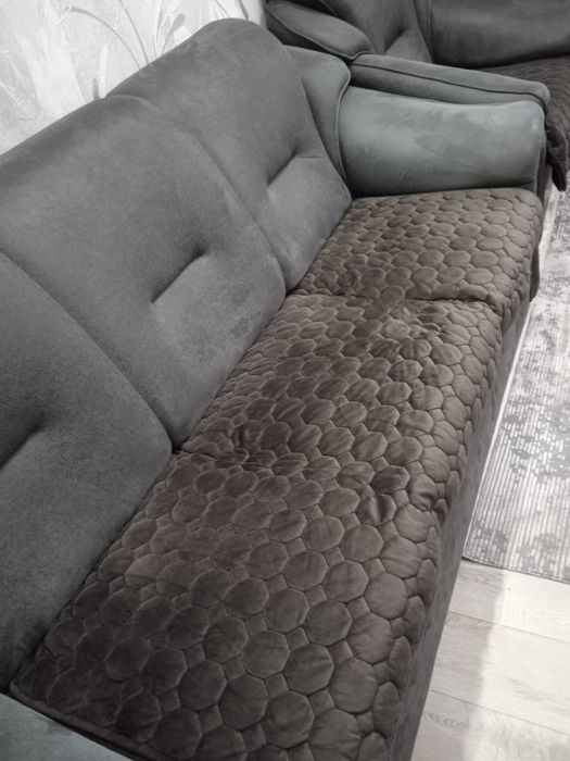 Диван и кресло в отличном состоянии