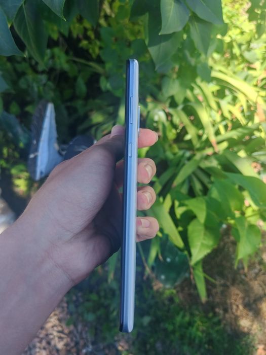 Sharp aquos zero 2 8/256