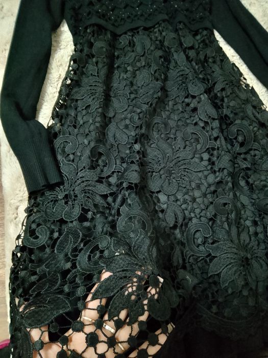 Трикжное платье продам