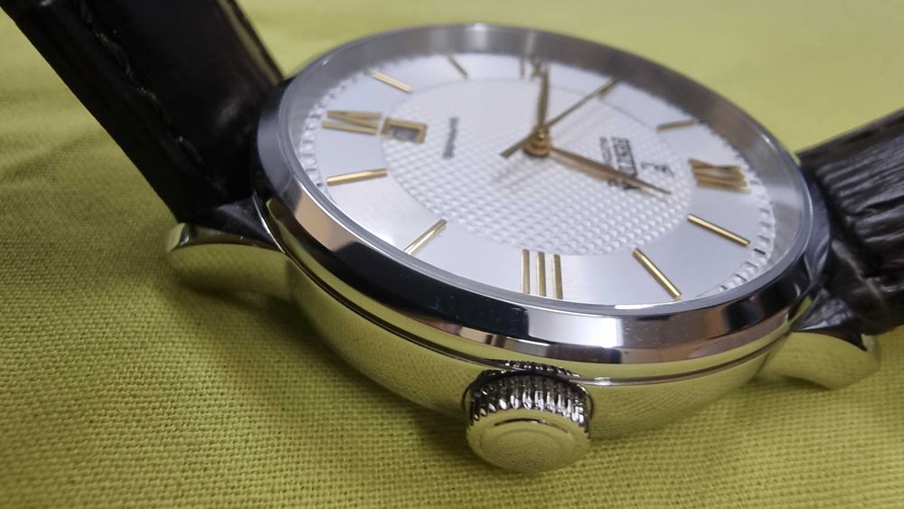 Часовник Festina Automatic Sapphire Date Dress