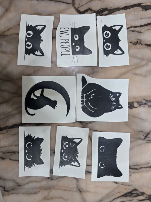 Изработка на едноцветни стикери по поръчка